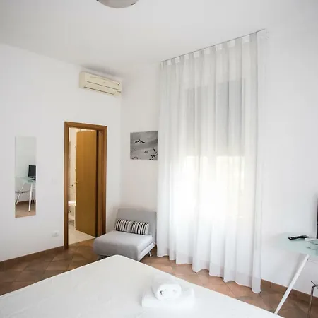 Le Di Porta San Felice - Self Check In Гостевой дом Болонья