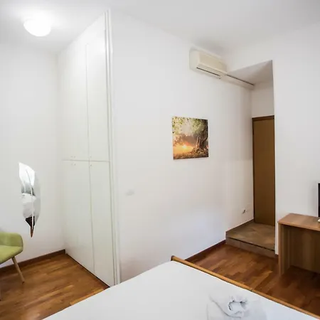 Le Di Porta San Felice - Self Check In Гостевой дом Болонья