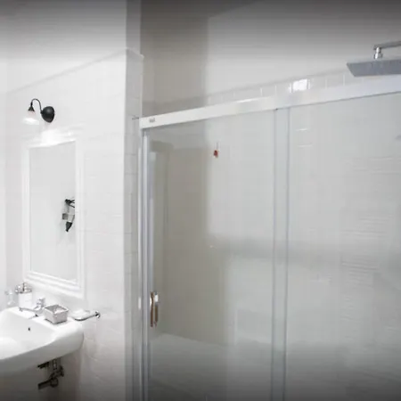 招待所 Le Di Porta San Felice - Self Check In